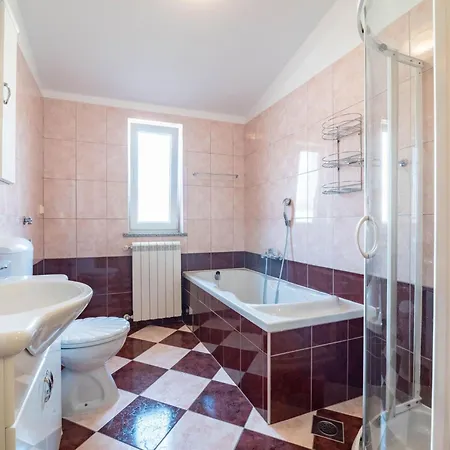 Apartmán Arijana1 Mit Privater Terrasse By Interhome