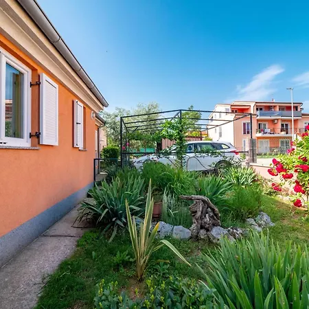 Arijana1 Mit Privater Terrasse By Interhome Apartmán *