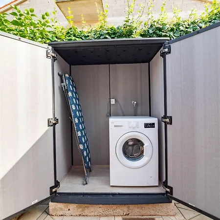 Arijana1 Mit Privater Terrasse By Interhome Apartmán